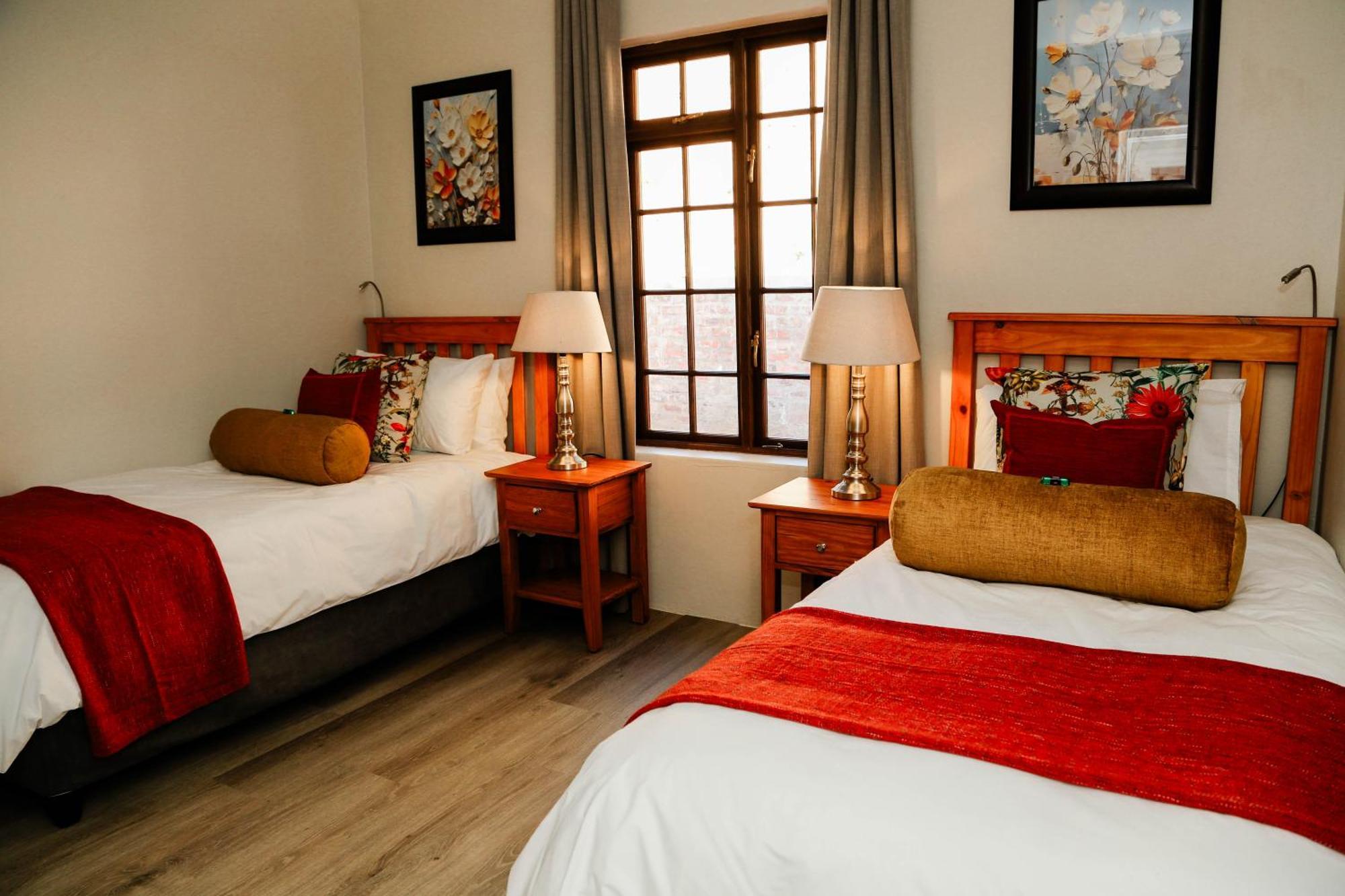 Montmartre Chalets & Venue Франшхоек Екстериор снимка