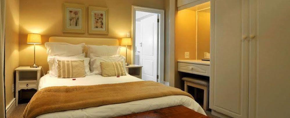 Montmartre Chalets & Venue Франшхоек Екстериор снимка
